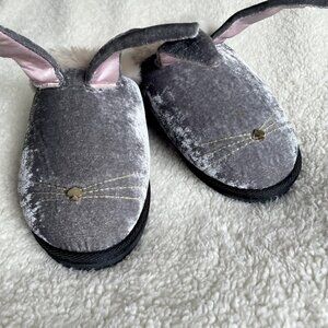 Kate Spade New York Bonnie Bunny Slippers Size 9 Gray Cream Pink